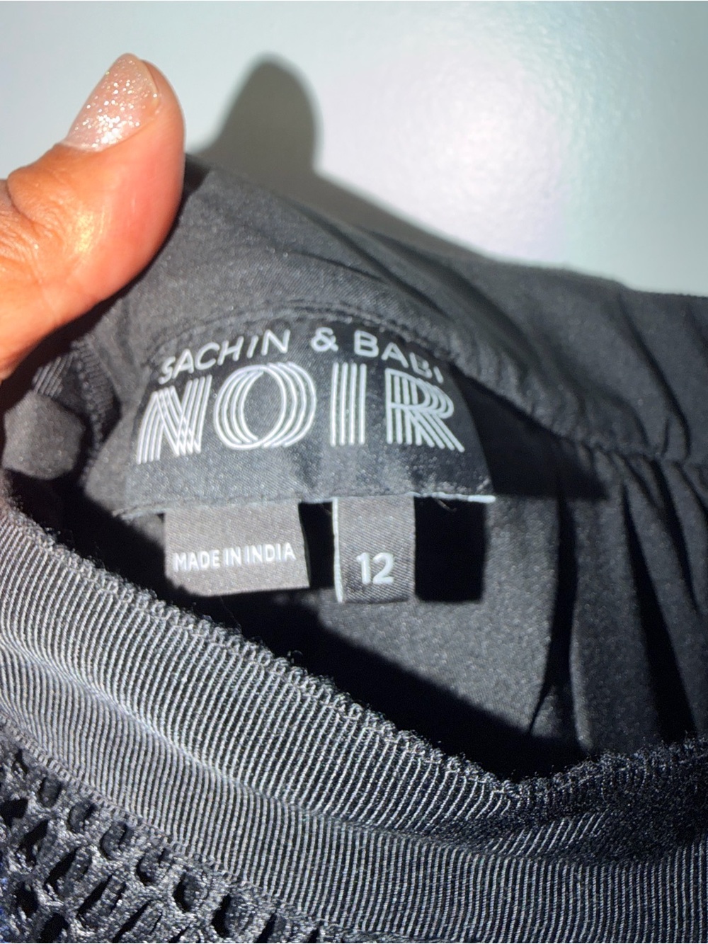 Sachin + Babi Noir sz 12 Black & Iridescent Blue A-Line Mesh Panel Midi Skirt - Picture 6 of 6
